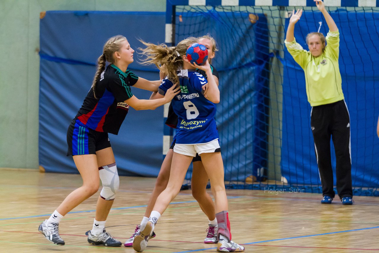 Bild 123 - B-Juniorinnen SV Henstedt Ulzburg - VFL Bad Schwartau 2 : Ergebnis: 27:13